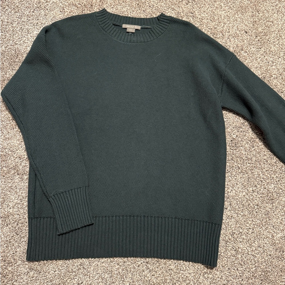 Matty m women’s green sweater